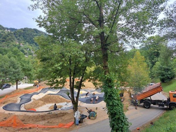 V mesecu septembru se bomo razveselili 3 koloparkov – v Cerknem, Idriji in Logatcu